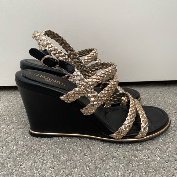 Authentic Chanel gold sandals wedge heel 35.5 - Picture 3 of 8